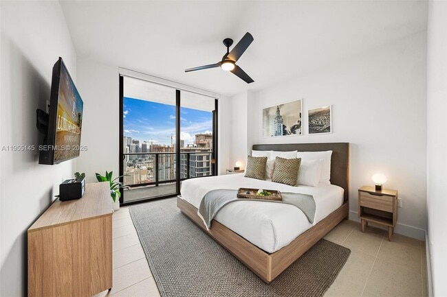 Photo - 601 NE 1st Ave Unidad 3514