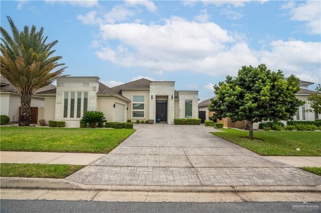 Photo - 2200 S 10th St