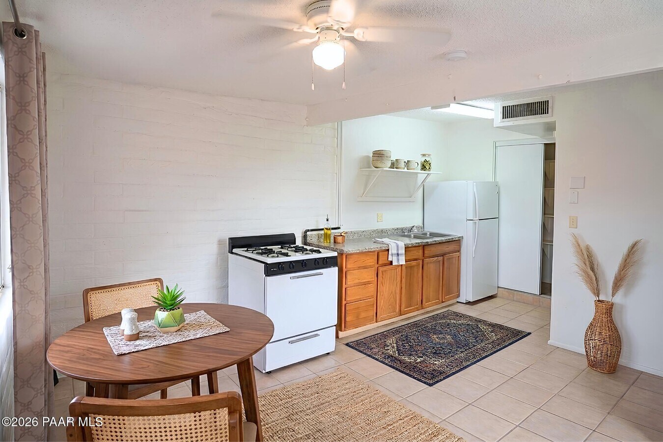 Photo - 3611 E Glenn St Unit 3