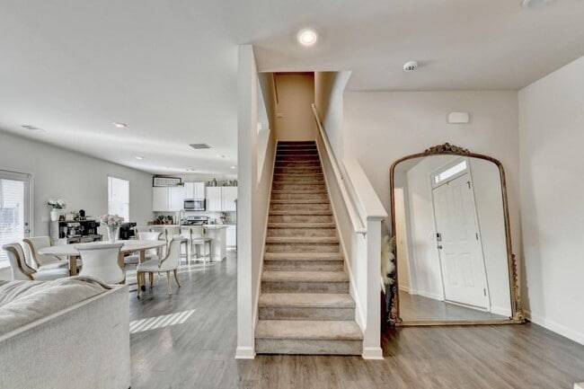 52 Brode Ln