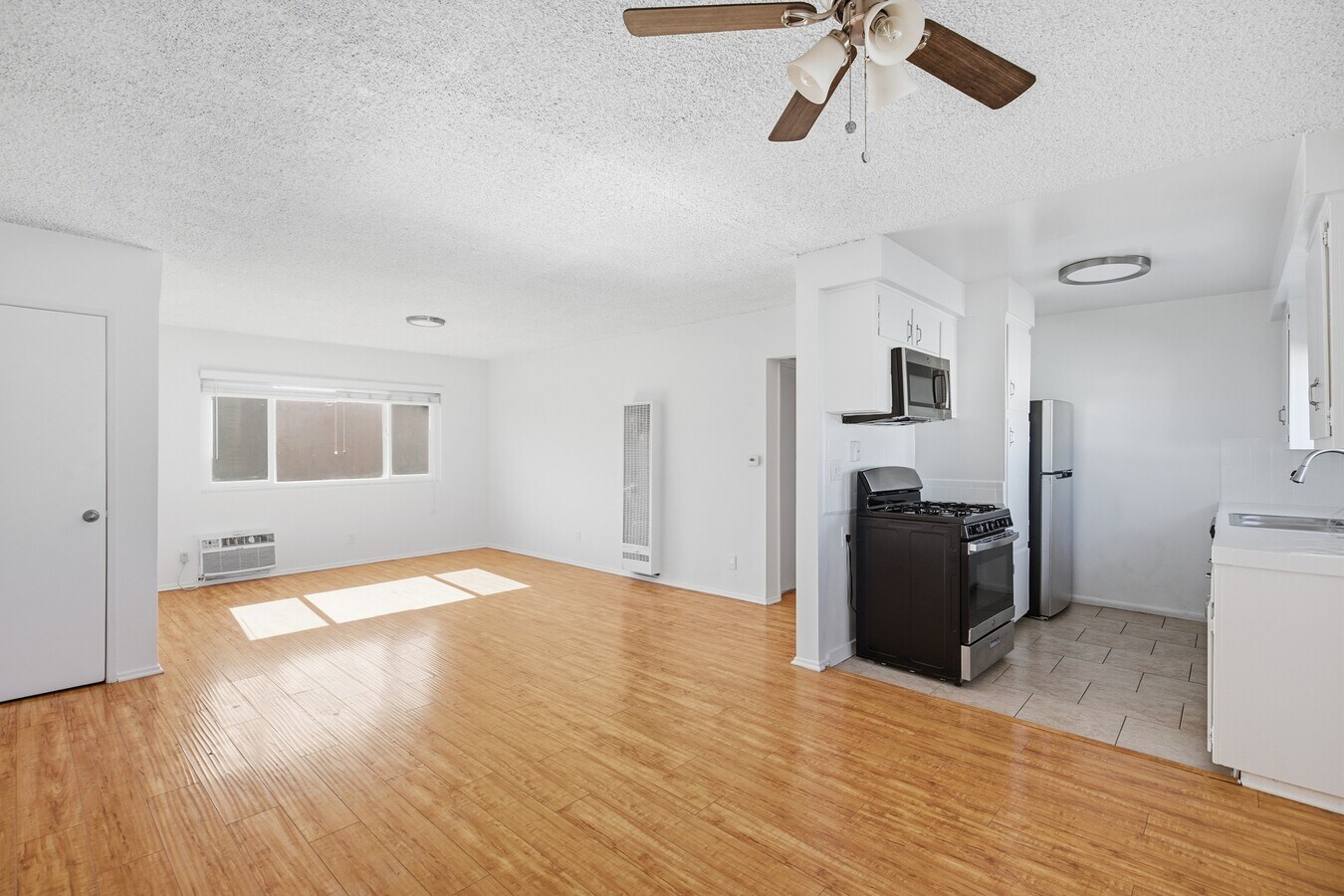 Photo - The Lorraine Apartments