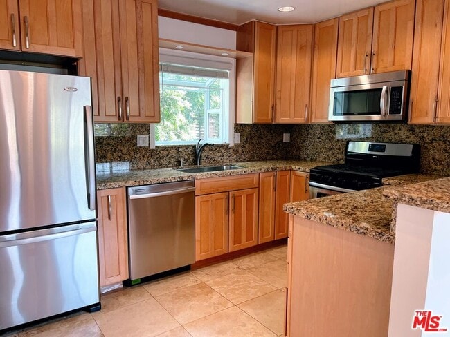 Photo - 309 Broadway St Unit 18