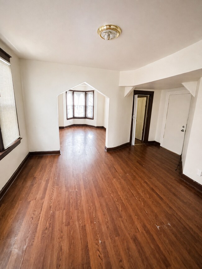 5031 S Elizabeth St Unit 2