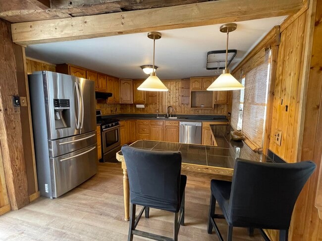 Photo - 173 Main St Unit 1