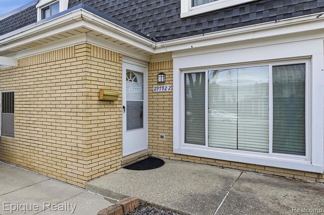 Photo - 29792 City Center Dr