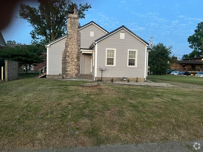 Building Photo - 204 S Frederick St Rental
