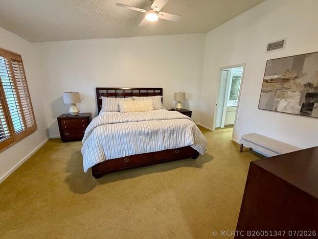 15758 Loch Maree Ln Unit 4005