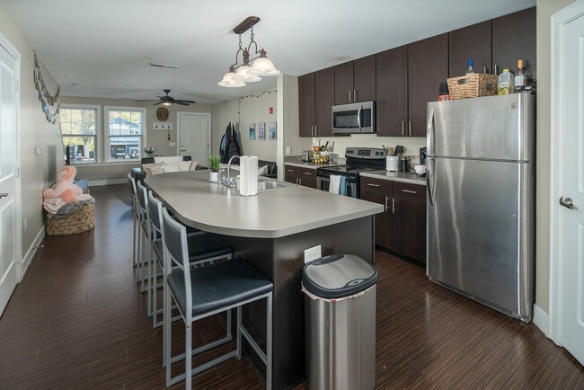 Model Kitchen - The Avenue at Orono Apartments