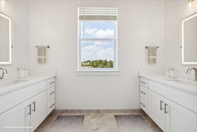 Five43 Apartments