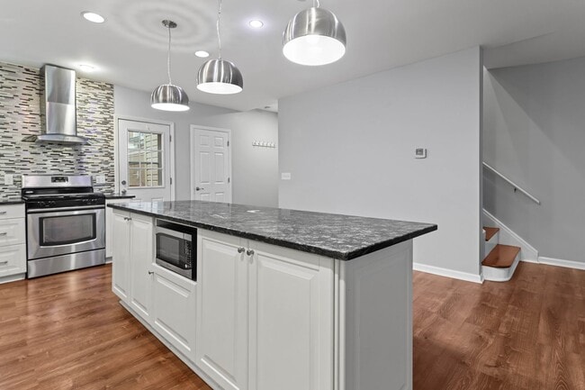 Photo - 5260 Butler St Unidad 5260 Butler Street 2