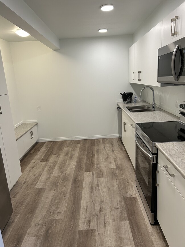 Photo - 3611-3118 118 Ave NW Unit 301