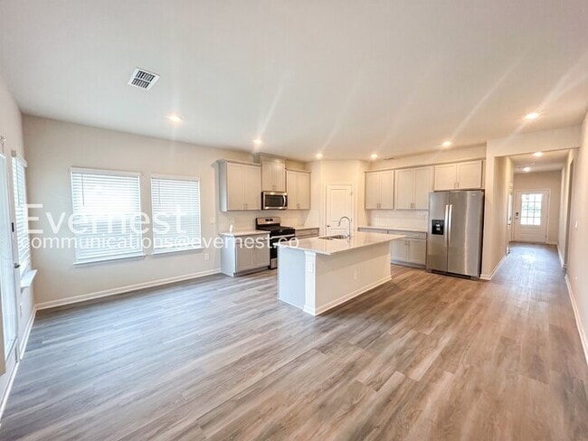 Photo - 7762 Plymouth Dr