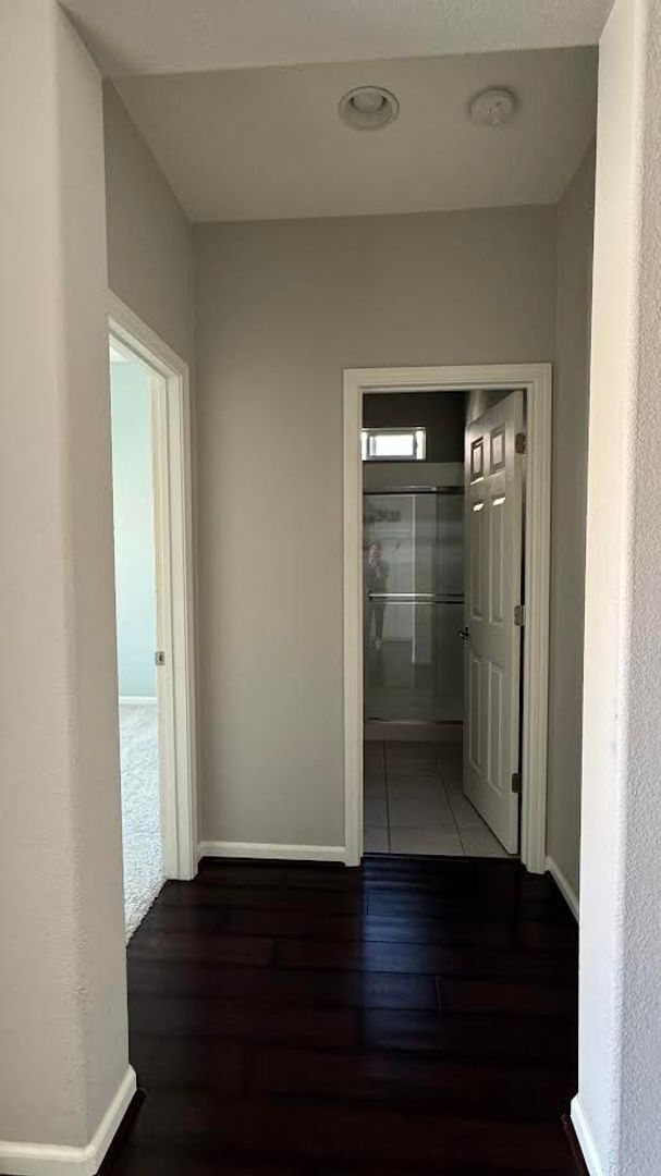 Photo - 123 Hearthstone Dr