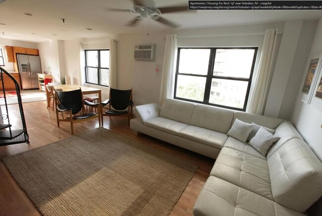 Photo - 4905 Park Ave Unit 4D