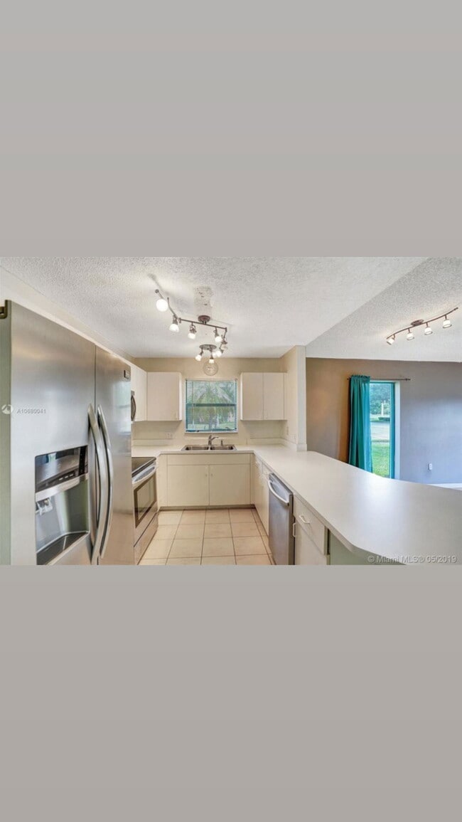 Photo - 6760 N Pine Island Rd