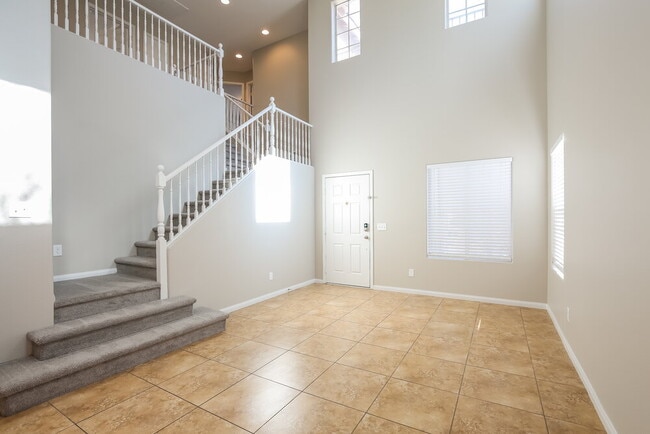 Photo - 6217 Boulder Rise St