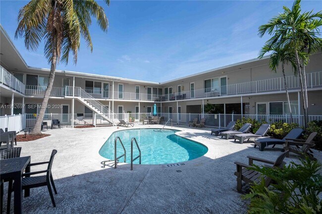 Photo - 1940 Biarritz Dr Unidad 9