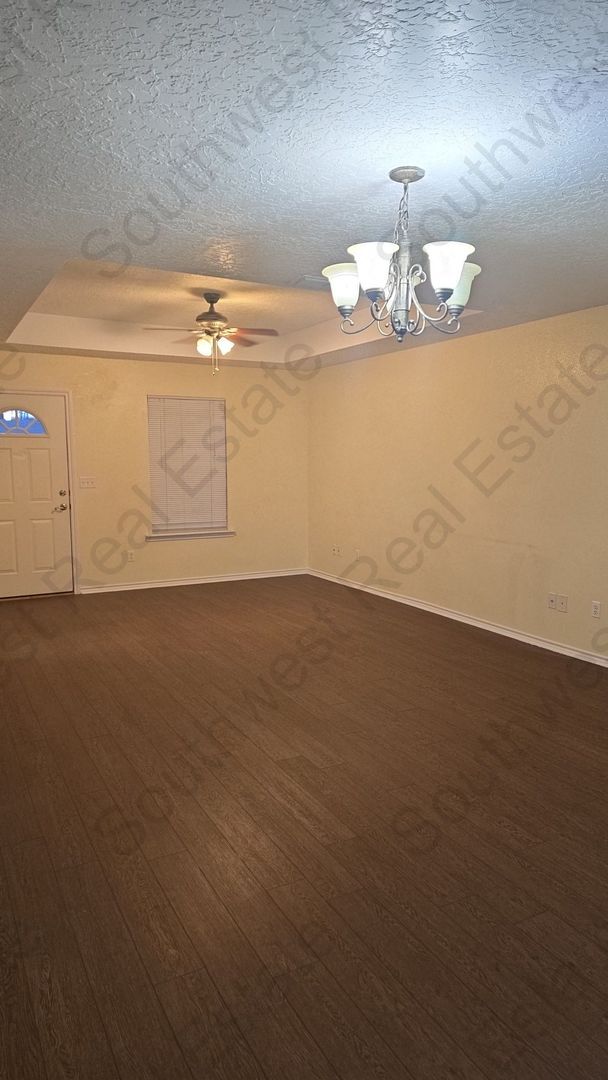 Photo - 4624 Sandstone Dr Unidad B