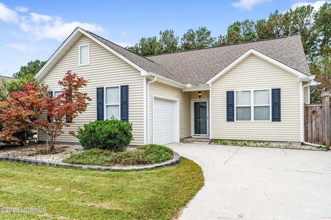 Photo - Home for rent with close proximity to transportation, shopping, Downtown Wilmington and restaurants.