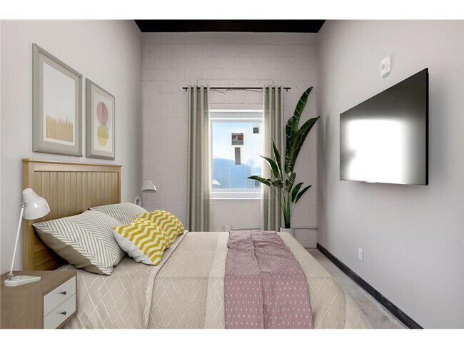 801 SE 9th St Unit 213