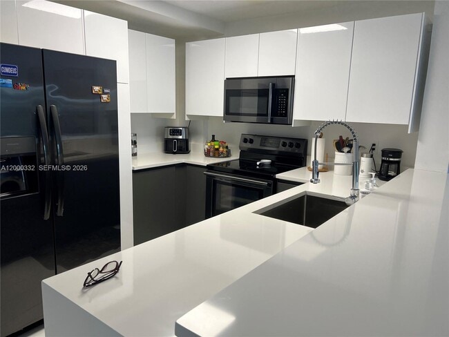 Photo - 6545 Indian Creek Dr Unit 506