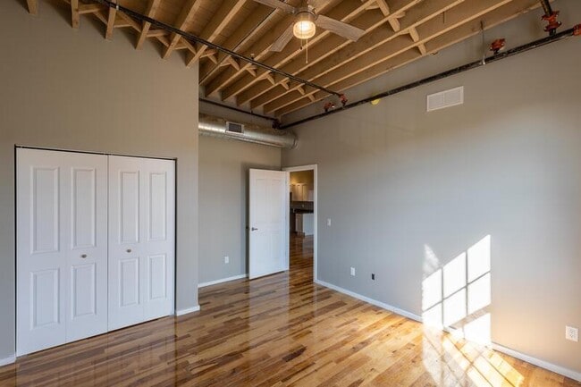 Photo - 116 N 4th St Unidad 215