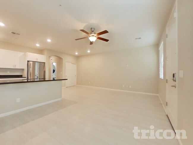 Photo - 12573 W Hummingbird Terrace