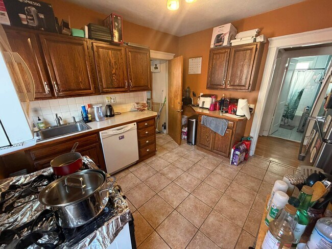 Photo - 32 Curtis Ave Unit 2