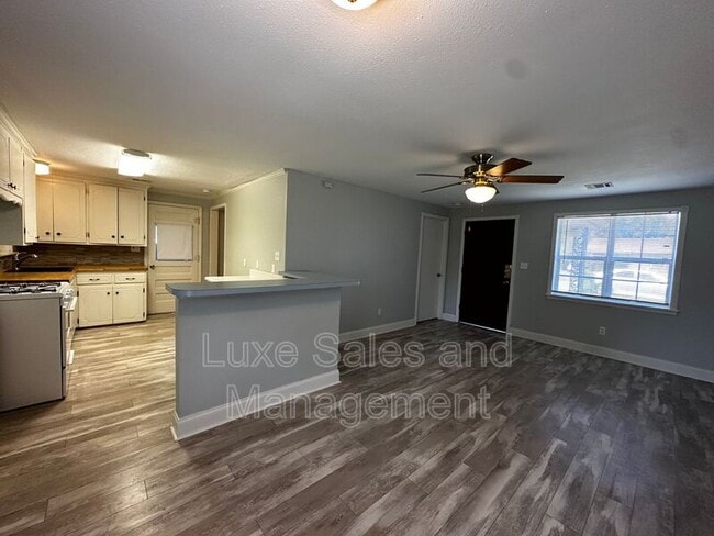 Photo - 3628 Firethorn Dr