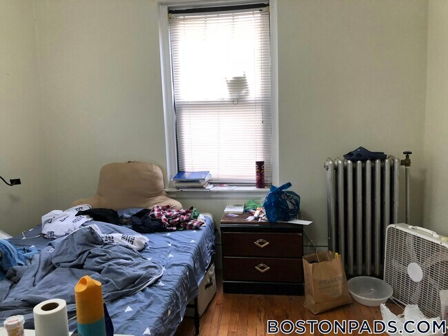 Photo - 349 Pleasant St Unit B1-2