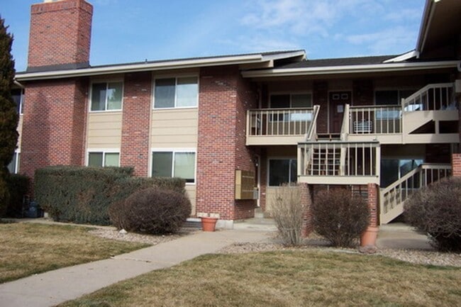 Building Photo - 4955 Moorhead Ave Unit 13