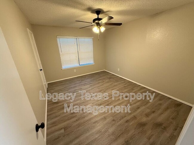 Photo - 516 Highpoint Dr Unit Apt A