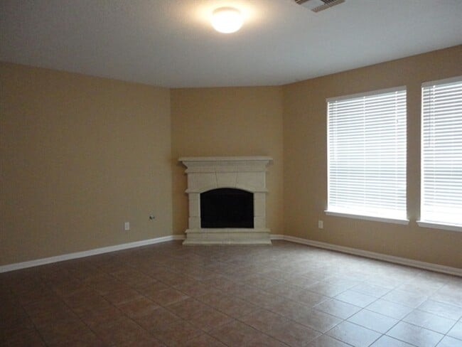 Photo - 11107 Lori Falls Ct