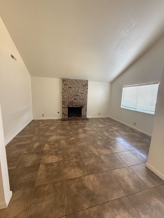 Photo - 5083 Moss Creek Cir House