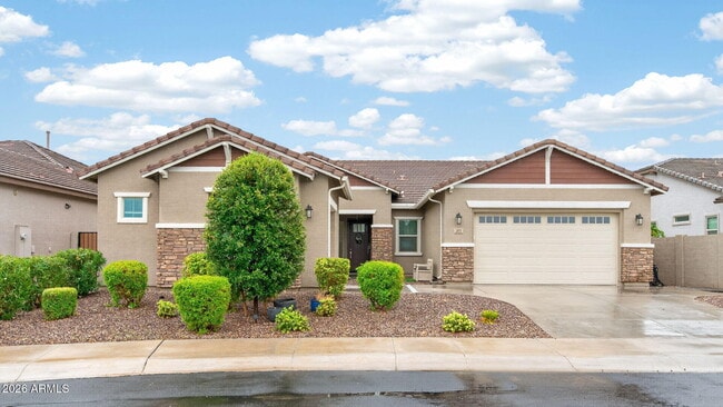 Building Photo - 203 E Birchwood Pl