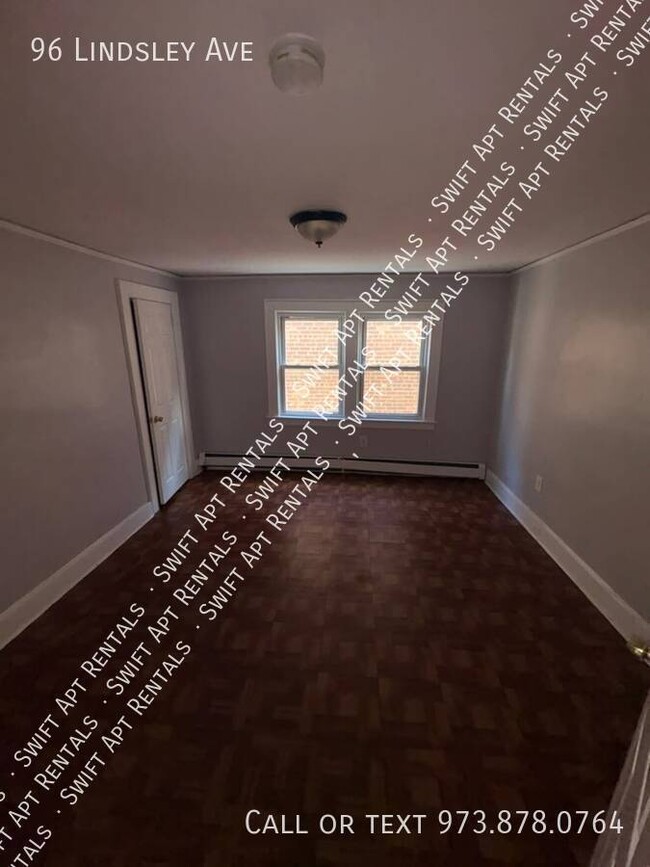 Photo - 96 Lindsley Ave