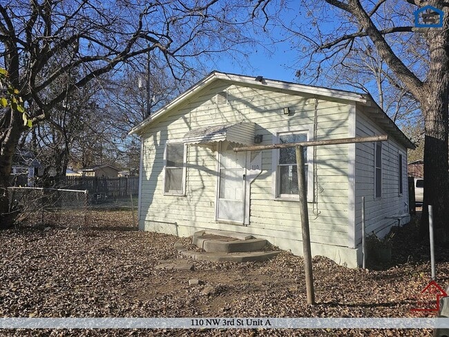 Photo - 110 NW 3rd St