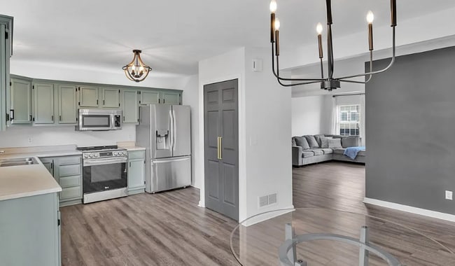 Photo - 2002 Ashburn Ct