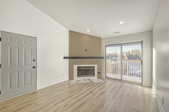 Photo - 42 N Park Ave Unit 3