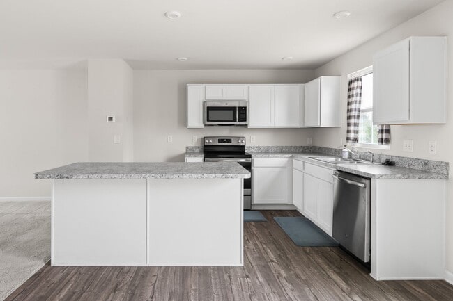 Photo - 4 Bed, 2.5 Bath, 2 Car Garage Near Everything in Durham!