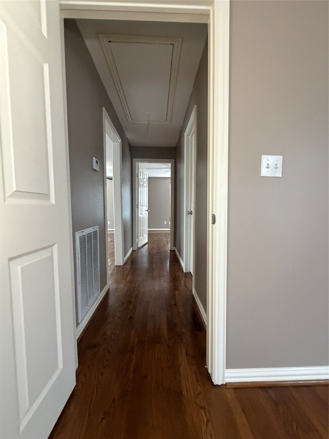Photo - 2908 Wentworth St