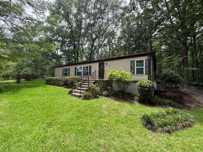 Photo - 1173 N McDonough Rd