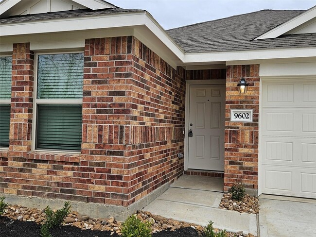 Photo - 9602 Atwood Lake Dr