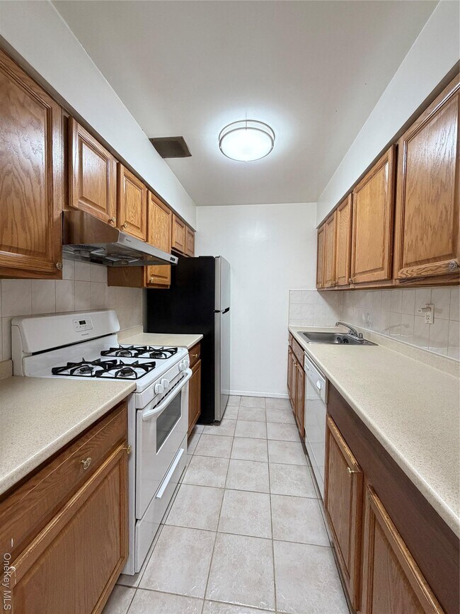 Photo - 79-29 153rd St Unit 1st Floor