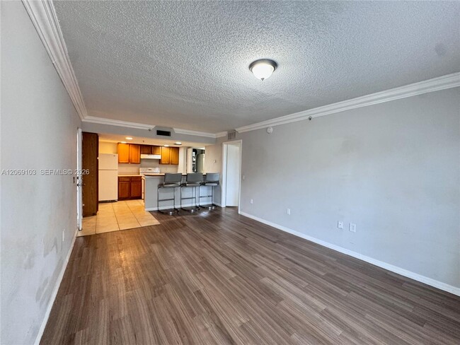 Photo - 9909 Westwood Dr Unidad 16-1
