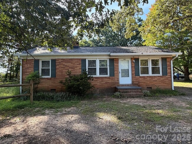Building Photo - 508 Eastside Dr