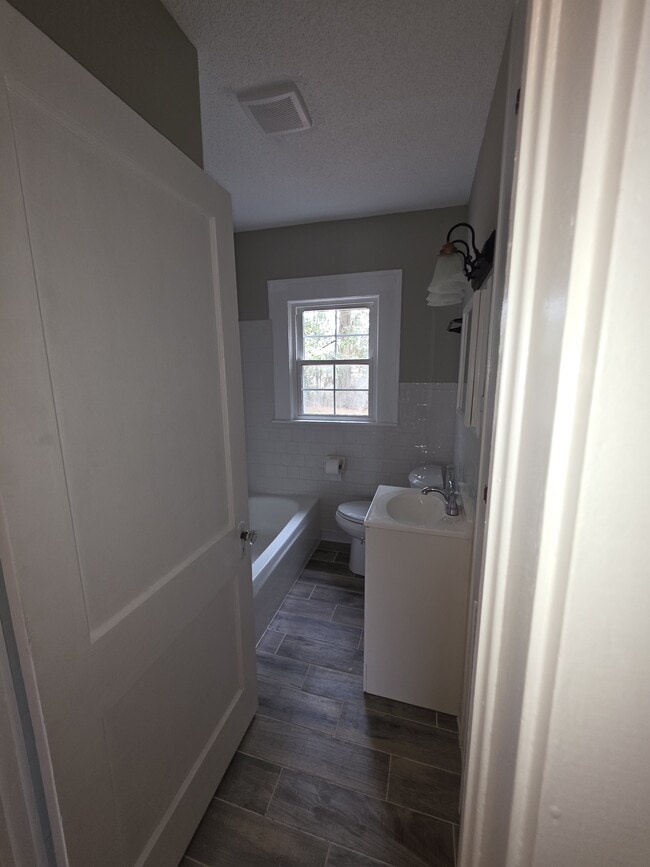 Photo - 705 E Water Ave