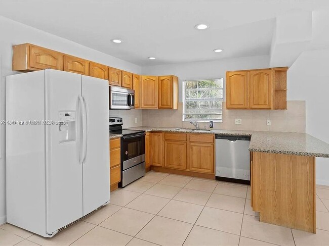 Photo - 23170 Floralwood Ln Unit HOUSE