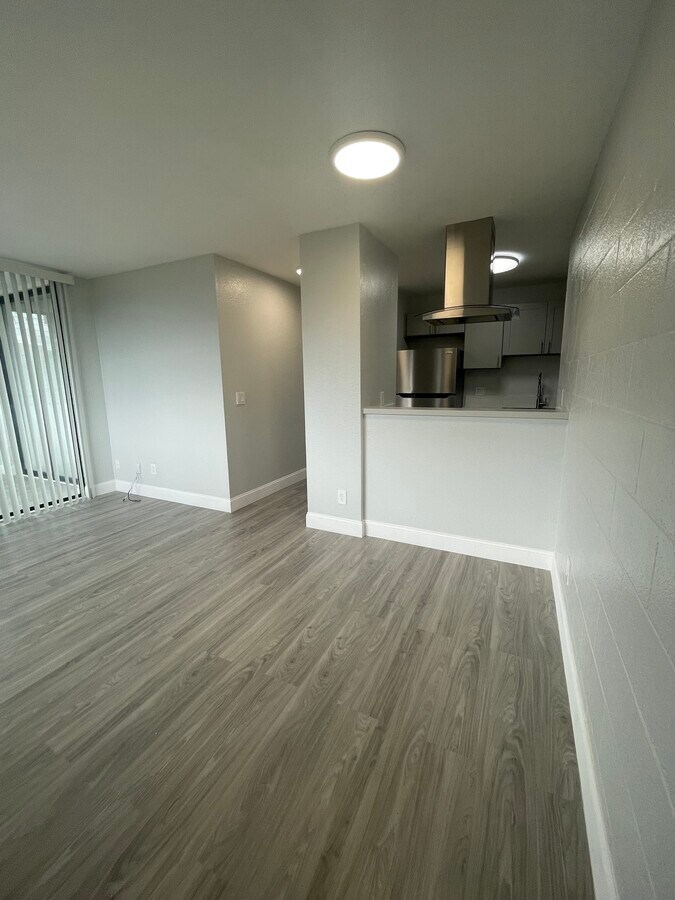 Photo - 1109 Acacia Rd