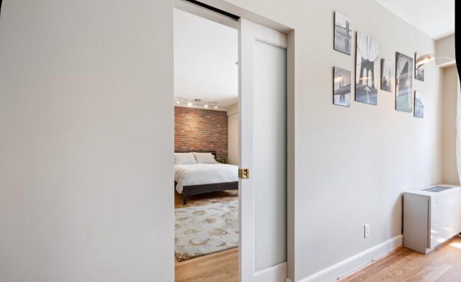 Photo - 3901 Cathedral Ave NW Unit 220